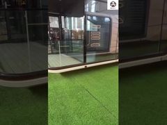 İnce Dekorasyona Sahip Uzay Kapsülü