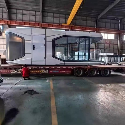 satın al Güneş Panelleri ve LED Aydınlatmalı 11.5m Uzay Kapsülü Ev online manufacture
