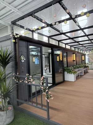 72m2 Zemin Alanı 40ft Üretilmiş Ev Birimleri Dalgalanmış Metal Çatı