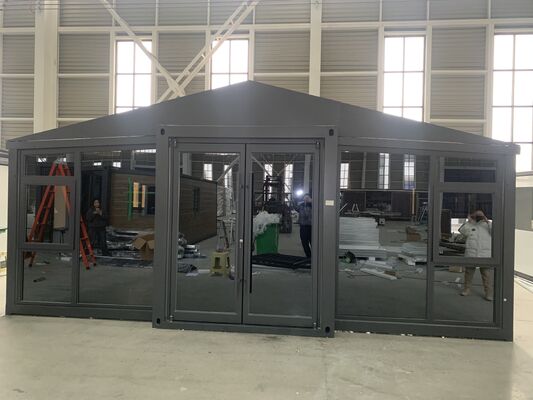 Tamamen galvanizli yan çerçeve, rüzgar direnci 4.18 KN/M2 ve 30-40 yıllık ömrü ile katlanabilir 20ft konteyner